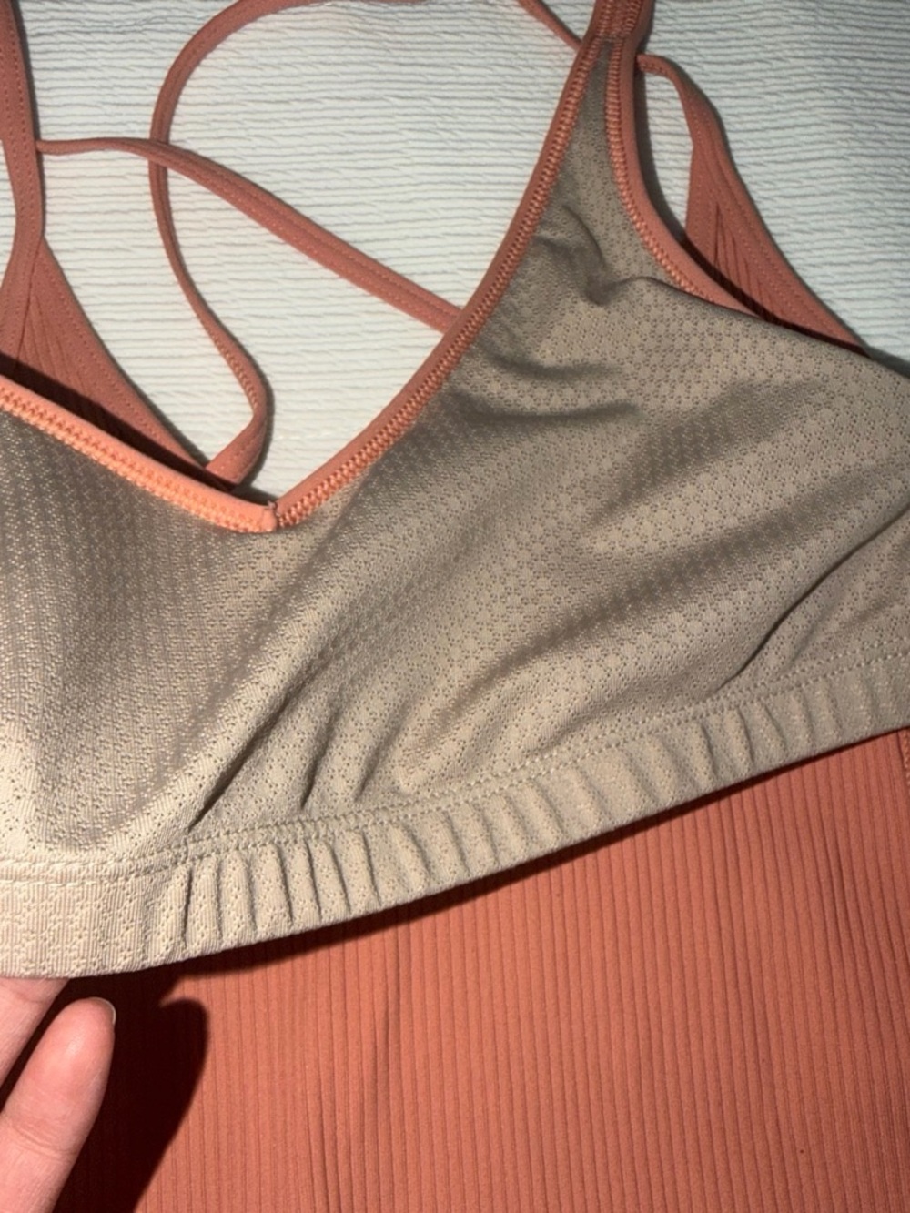 Vuori Ribbed Crop Tank Small - Picture 4 of 4